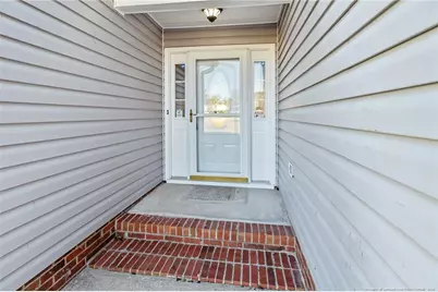 110 Camden Court E, Sanford, NC 27332 - Photo 4