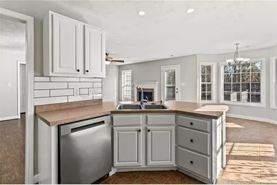 110 Camden Court E, Sanford, NC 27332 - Photo 14