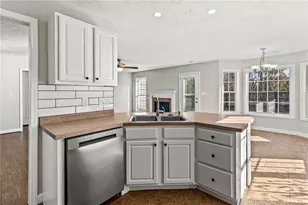 110 Camden Ct E, Sanford, NC 27332 - Photo 14