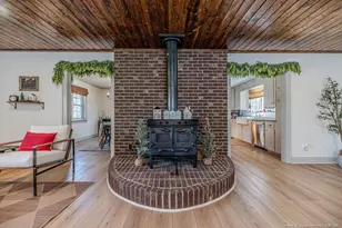 179 Sunset Hills Dr, Robbins, NC 27325 - Photo 4