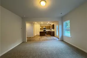 1644 Elk Run Dr, Fayetteville, NC 28312 - Photo 8