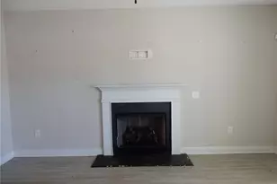 111 S Dakota Ct, Spring Lake, NC 28390 - Photo 4