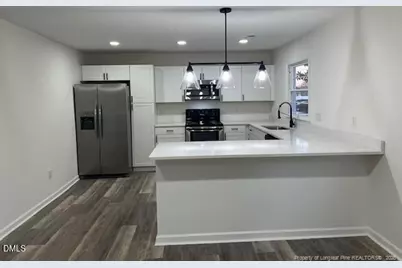 711 Memorial Avenue, Dunn, NC 28334 - Photo 4