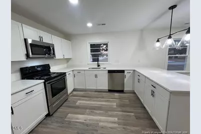 711 Memorial Avenue, Dunn, NC 28334 - Photo 6