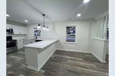 711 Memorial Avenue, Dunn, NC 28334 - Photo 8