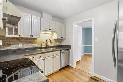 2079 Birchcreft Drive, Fayetteville, NC 28304 - Photo 12