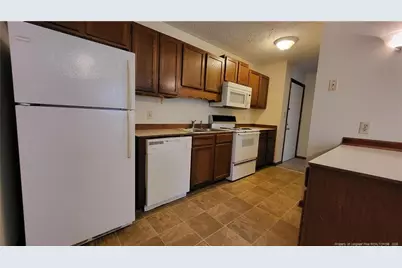 700 N Roberts Avenue #305-B, Lumberton, NC 28358 - Photo 6