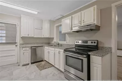 4914 Pinewood Drive, Hope Mills, NC 28348 - Photo 10