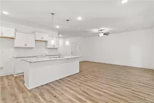 1010 Laurel St, Fayetteville, NC 28303 - Photo 12