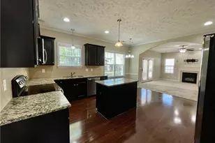 4028 Quarry Hollow Drive, Fayetteville, NC 28306 - Photo 6