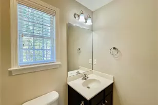 4028 Quarry Hollow Drive, Fayetteville, NC 28306 - Photo 24