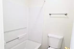 6768 Willowbrook Dr, Fayetteville, NC 28314 - Photo 18