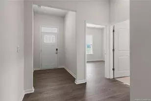 812 Fernwind Circle, Aberdeen, NC 28315 - Photo 2