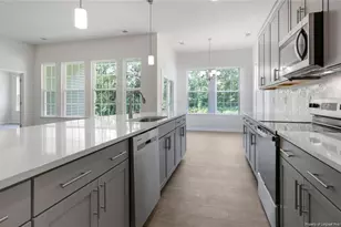 812 Fernwind Circle, Aberdeen, NC 28315 - Photo 10