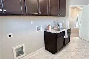 216 Weston Woods St, Raeford, NC 28376 - Photo 34