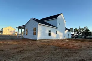 94 Utah Ct, Spring Lake, NC 28390 - Photo 4