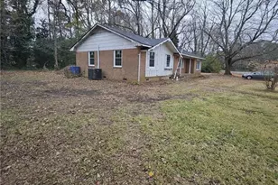 6911 Radnor St, Fayetteville, NC 28314 - Photo 4