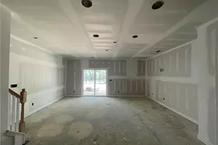 113 Michter St, Vass, NC 28394 - Photo 4