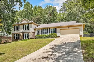 221 Waxhaw Dr, Fayetteville, NC 28314 - Photo 2