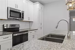 502 N Stewart St, Raeford, NC 28376 - Photo 10