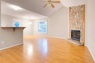 855 Turkey Ridge Dr, Fayetteville, NC 28314 - Photo 4