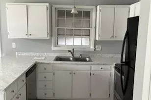 1817 Camelot Dr, Fayetteville, NC 28304 - Photo 4