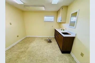 102 W 27th Street, Lumberton, NC 28358 - Photo 20