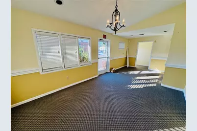102 W 27th Street, Lumberton, NC 28358 - Photo 6