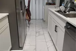 2204 Mossycup Ln, Fayetteville, NC 28304 - Photo 2