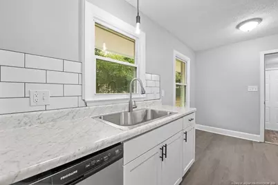 331 Richmond Drive, Fayetteville, NC 28304 - Photo 8