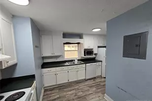 1929 McGougan Rd, Fayetteville, NC 28303 - Photo 10