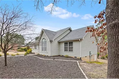 10 Magnolina Court, Sanford, NC 27332 - Photo 2