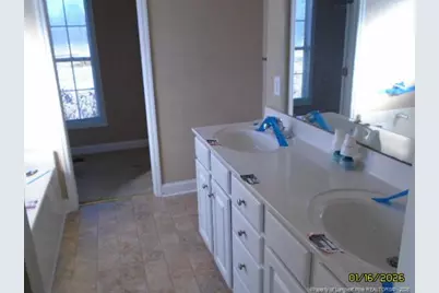 205 Kelly Drive, Laurinburg, NC 28352 - Photo 8