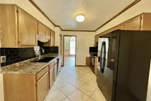 7212 Avila Dr, Fayetteville, NC 28314 - Photo 4