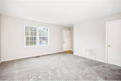 828 Pilot Avenue, Fayetteville, NC 28304 - Photo 2