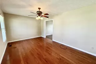 127 Kristin Ave, Spring Lake, NC 28390 - Photo 4