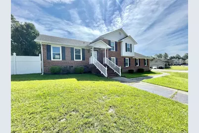 127 Kristin Avenue, Spring Lake, NC 28390 - Photo 2
