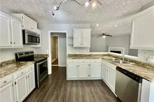 4226 Donegal Rd, Hope Mills, NC 28348 - Photo 14