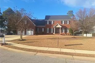 512 Dunblane Way, Fayetteville, NC 28311 - Photo 2