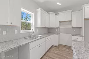 1013 Ivory Ln, West End, NC 27376 - Photo 8