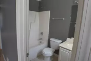 810 Lewis St, Fayetteville, NC 28303 - Photo 10