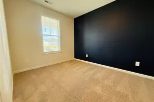 4029 Racking Horse Rd, Hope Mills, NC 28348 - Photo 8