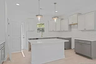 220 Telluride Ct, Aberdeen, NC 28315 - Photo 6