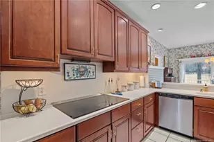 774 Troon Cir, Sanford, NC 27332 - Photo 14