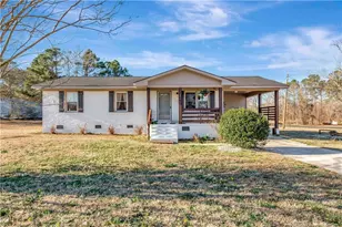 511 Odum Rd, Lumberton, NC 28360 - Photo 1