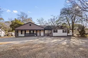 912 Main Street N, Raeford, NC 28376 - Photo 1