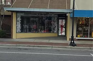 221 S Main St, Laurinburg, NC 28352 - Photo 1