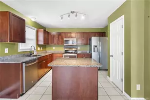 112 Woodland Ct, Raeford, NC 28376 - Photo 12