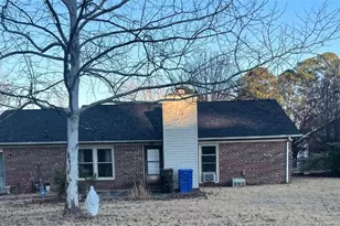 2278 Kerfield Ct, Fayetteville, NC 28306 - Photo 2