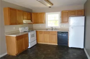 611 Drypoint Ln, Hope Mills, NC 28348 - Photo 4